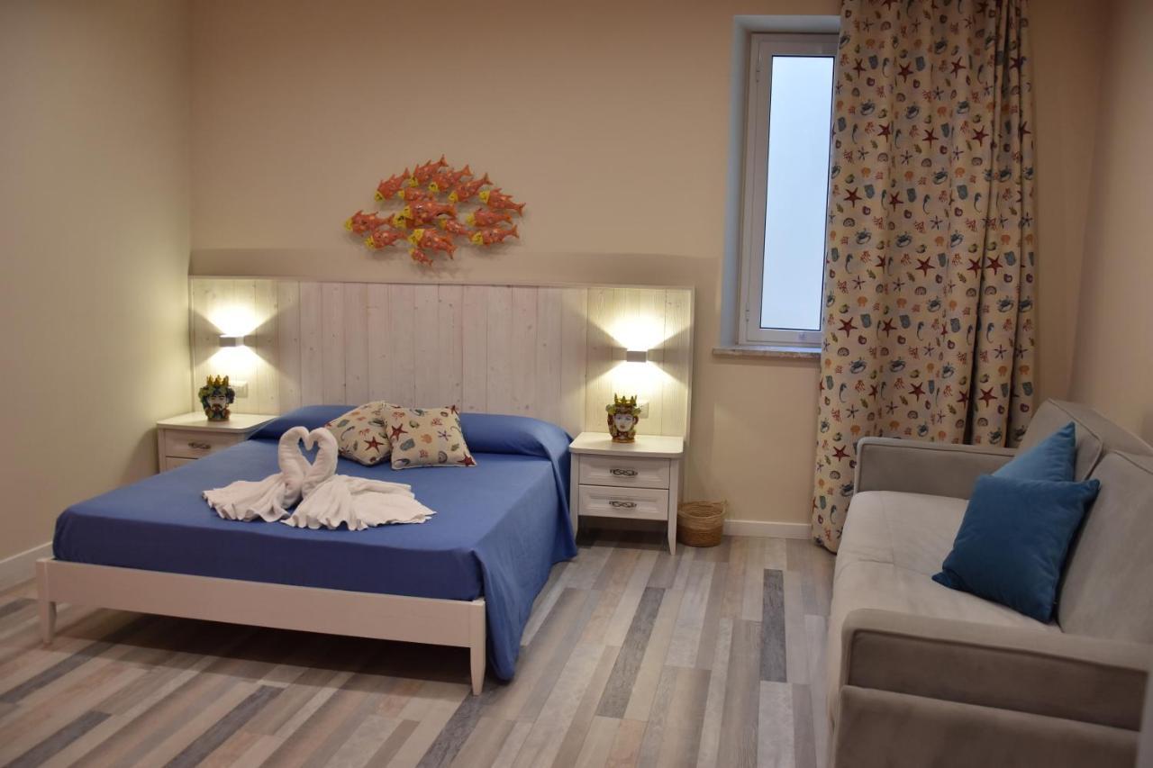 B&B Marina Blu 贾迪尼-纳克索斯 外观 照片